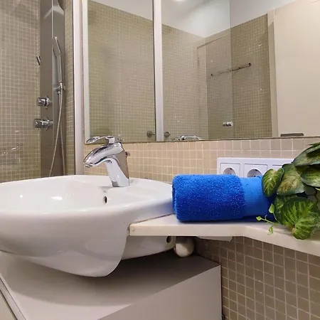 アパート Woermann